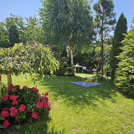 Apartament Garden- Parking, Ogrodek, Cicha Okolica Pruszcz Gdański Kültér fotó