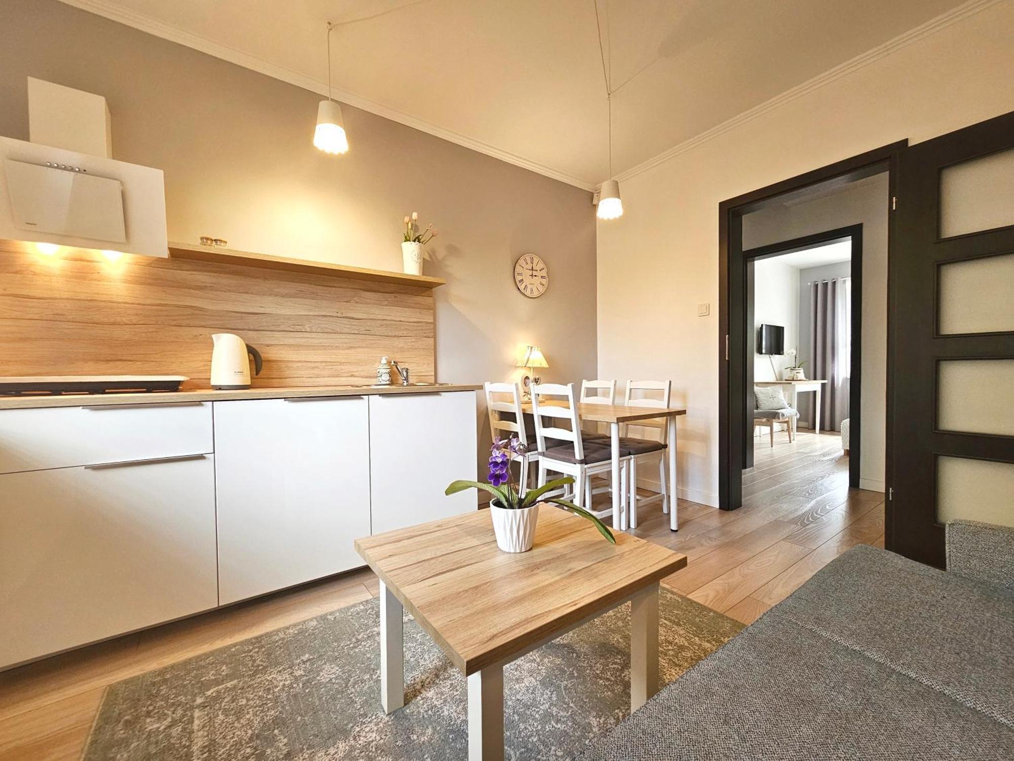 Apartament Garden- Parking, Ogrodek, Cicha Okolica Pruszcz Gdański Kültér fotó